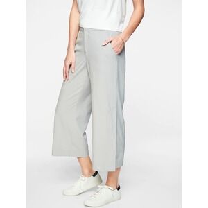 Athleta Tribeca Crop Pants Tern Grey Size 10 Travel Work Stretch Snap Ankle